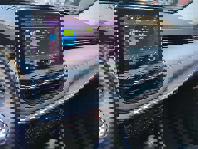 Used 2022 Jeep Compass Limited image 28