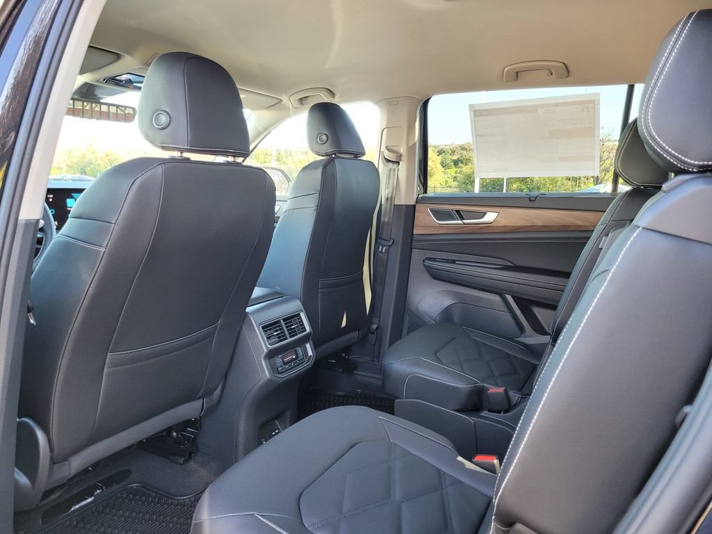 New 2026 Volkswagen Atlas SE FWD image 15