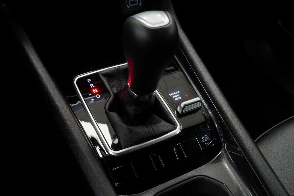 Certified 2025 Jeep Compass Latitude w/ Convenience Group image 33