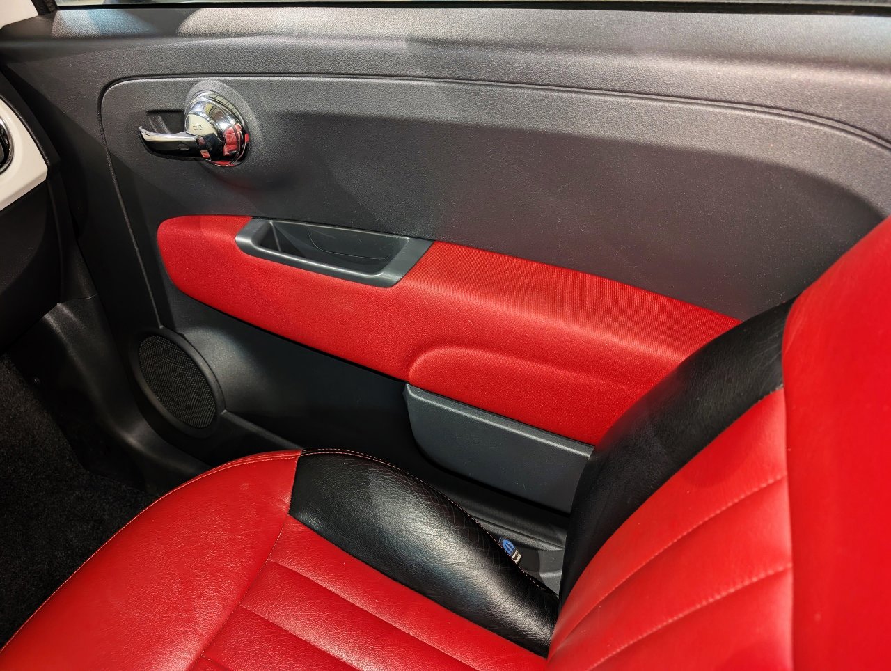 Used 2016 FIAT 500 Pop w/ Italia Package image 28