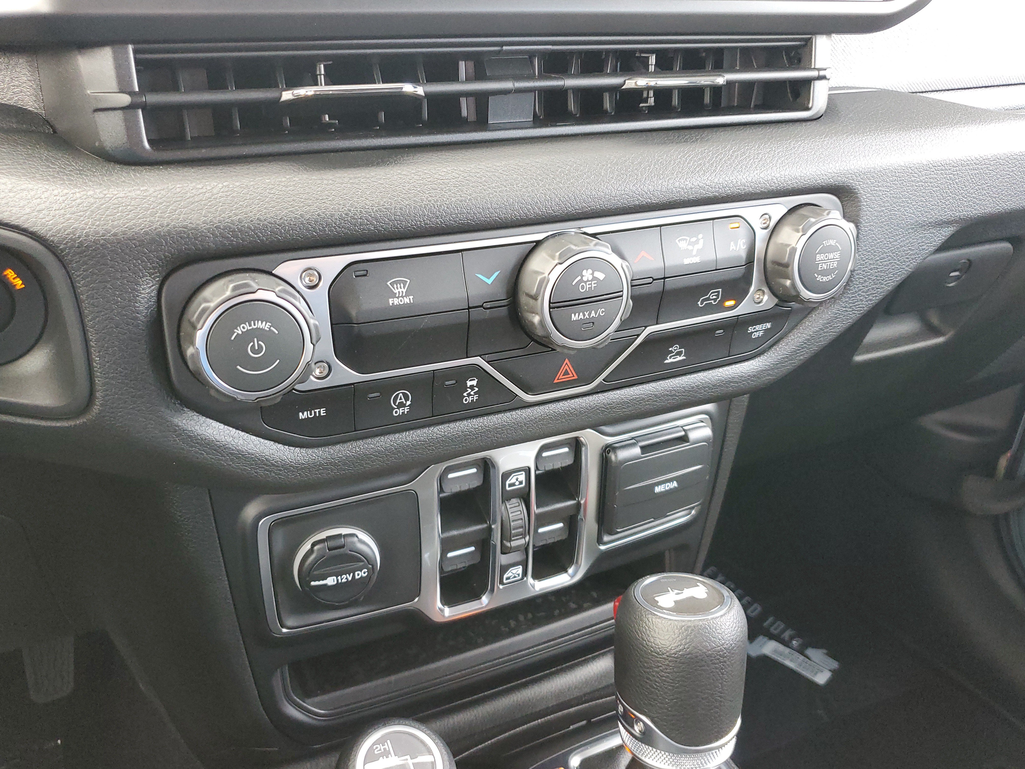 New 2026 Jeep Wrangler Unlimited Sport AWD/4WD image 12