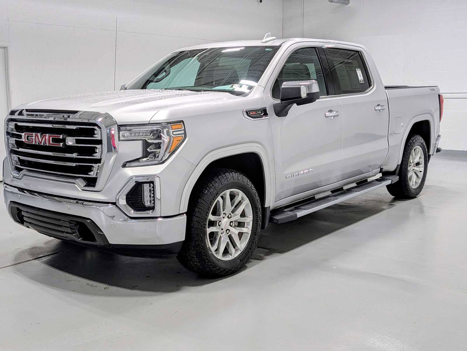 Certified 2020 GMC Sierra 1500 SLT w/ SLT Premium Plus Package AWD/4WD image 1