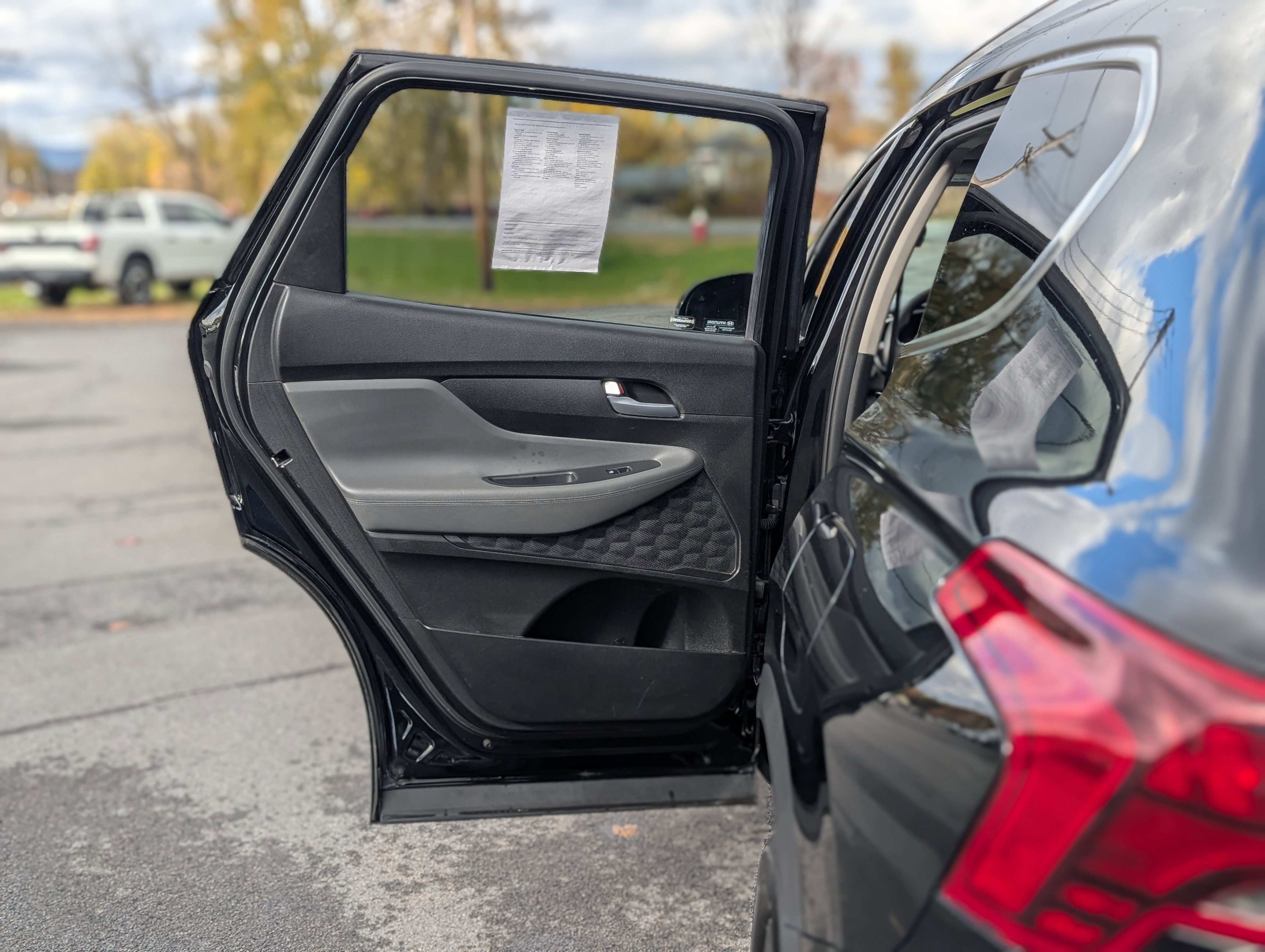 Used 2022 Hyundai Santa Fe SEL image 29