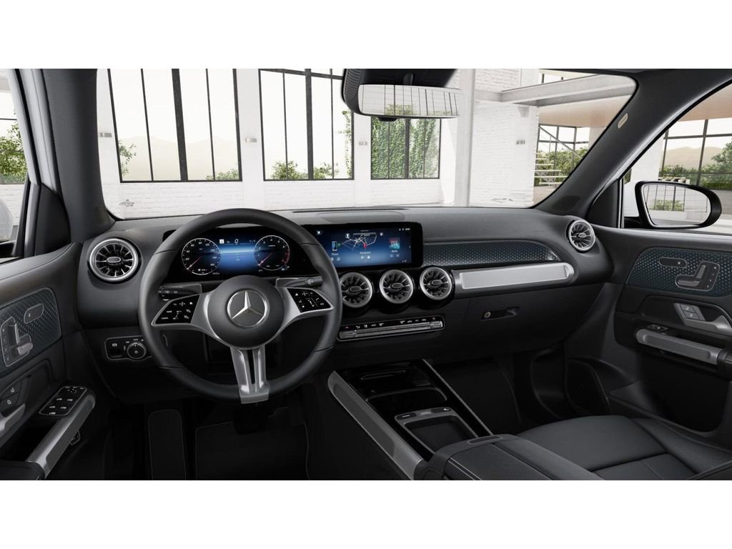 New 2026 Mercedes-Benz GLB 250 4MATIC image 3