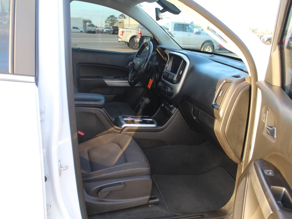 Used 2020 Chevrolet Colorado LT w/ LT Convenience Package image 16
