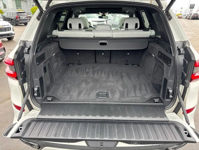 Used 2023 BMW X5 xDrive40i w/ M Sport Package AWD/4WD image 20