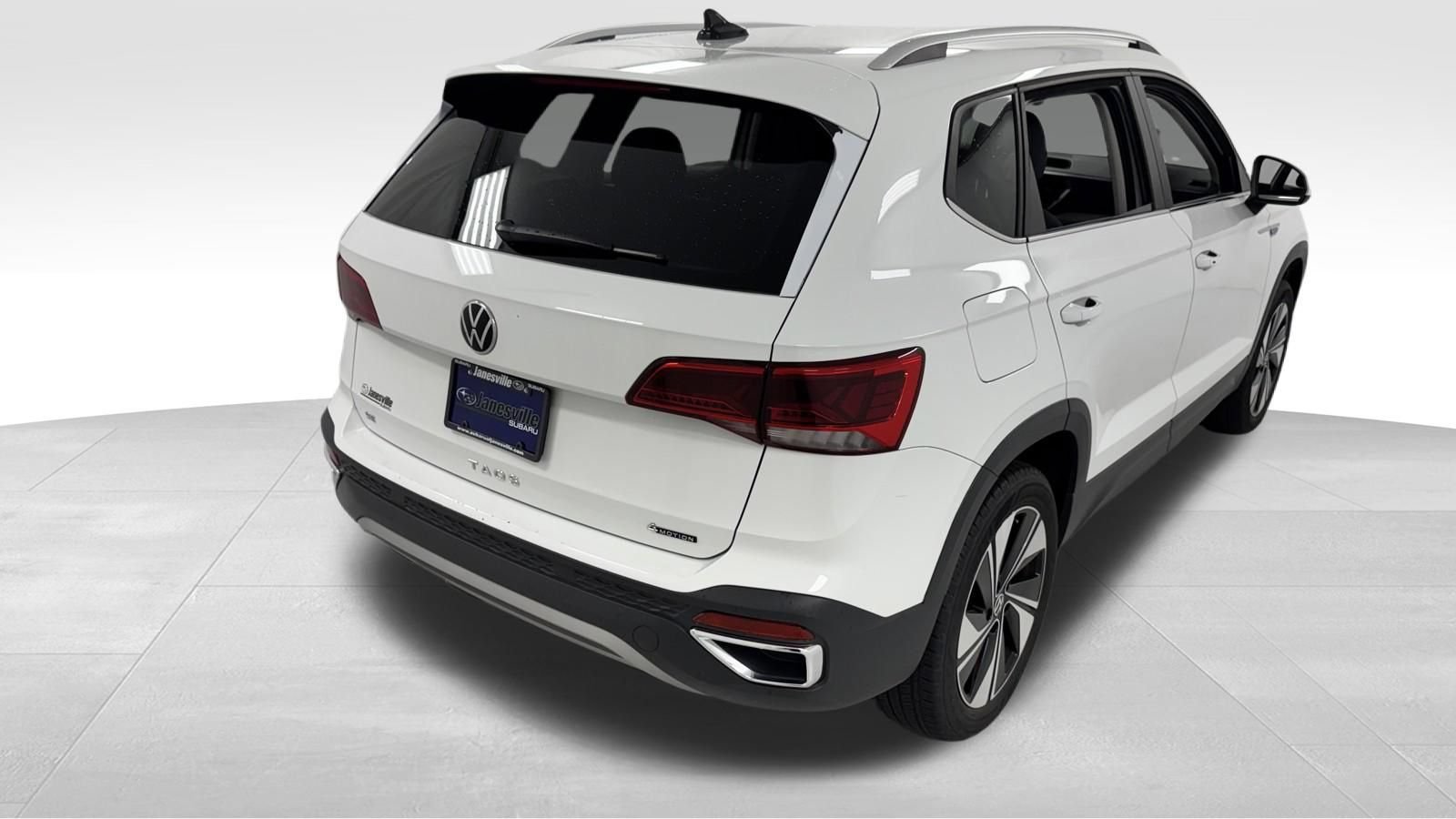 Used 2023 Volkswagen Taos SE AWD/4WD image 35
