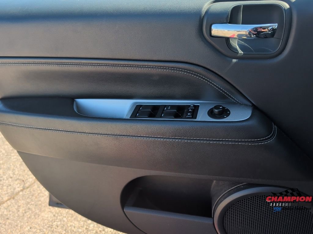 Used 2017 Jeep Compass Latitude image 20