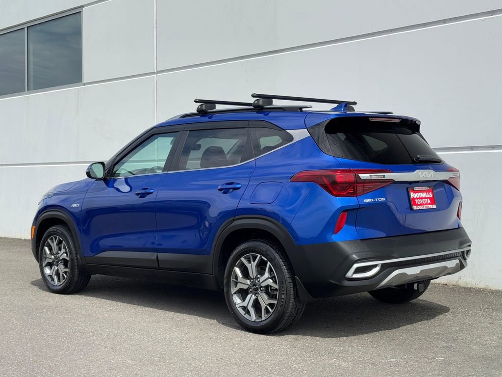 Used 2022 Kia Seltos EX AWD/4WD image 5