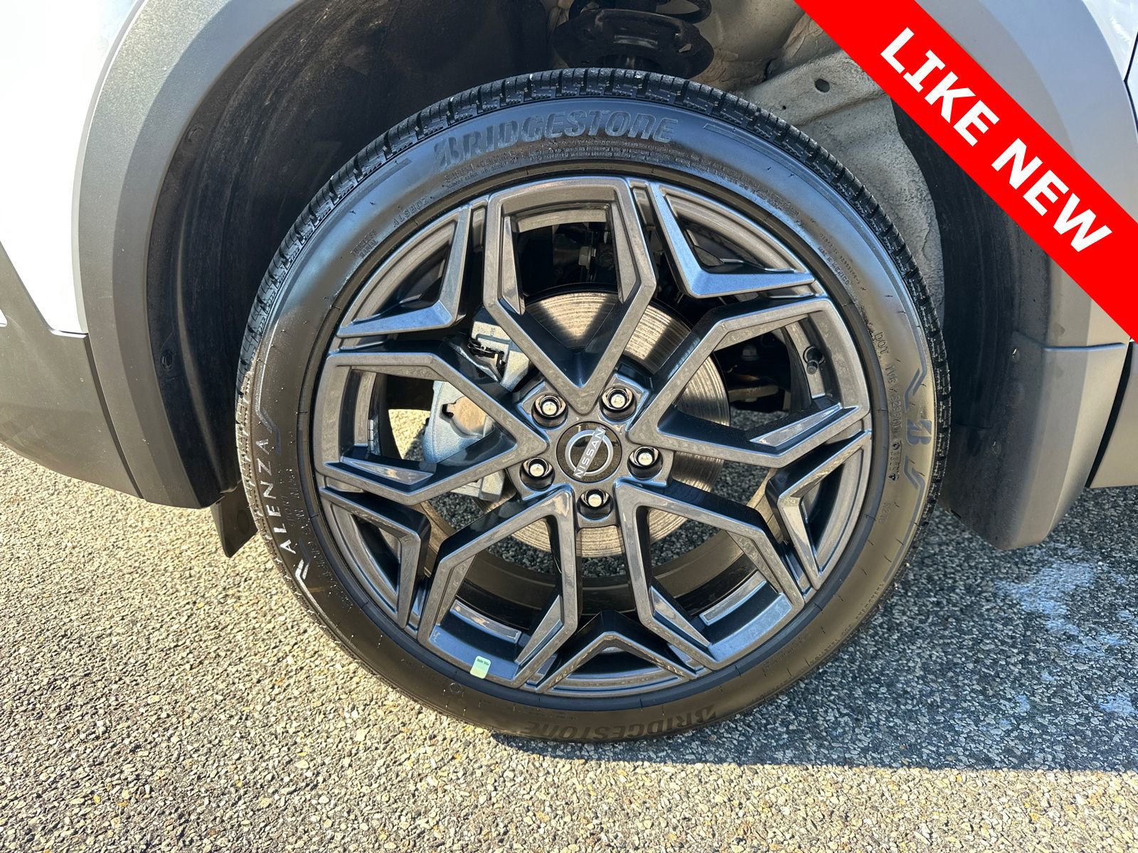 Used 2026 Nissan Kicks SR w/ Illumination Package image 11