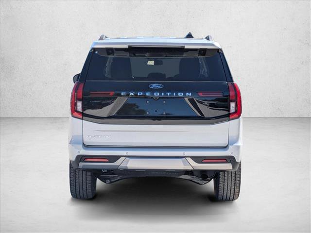 New 2026 Ford Expedition Platinum w/ Driver's Package AWD/4WD image 8