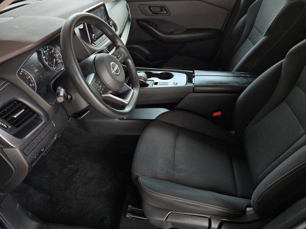 Used 2023 Nissan Rogue S FWD image 19