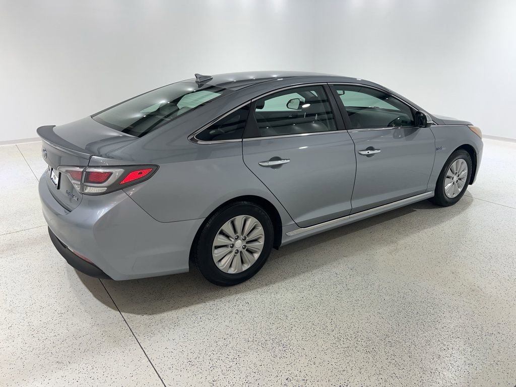 Used 2016 Hyundai Sonata SE image 5
