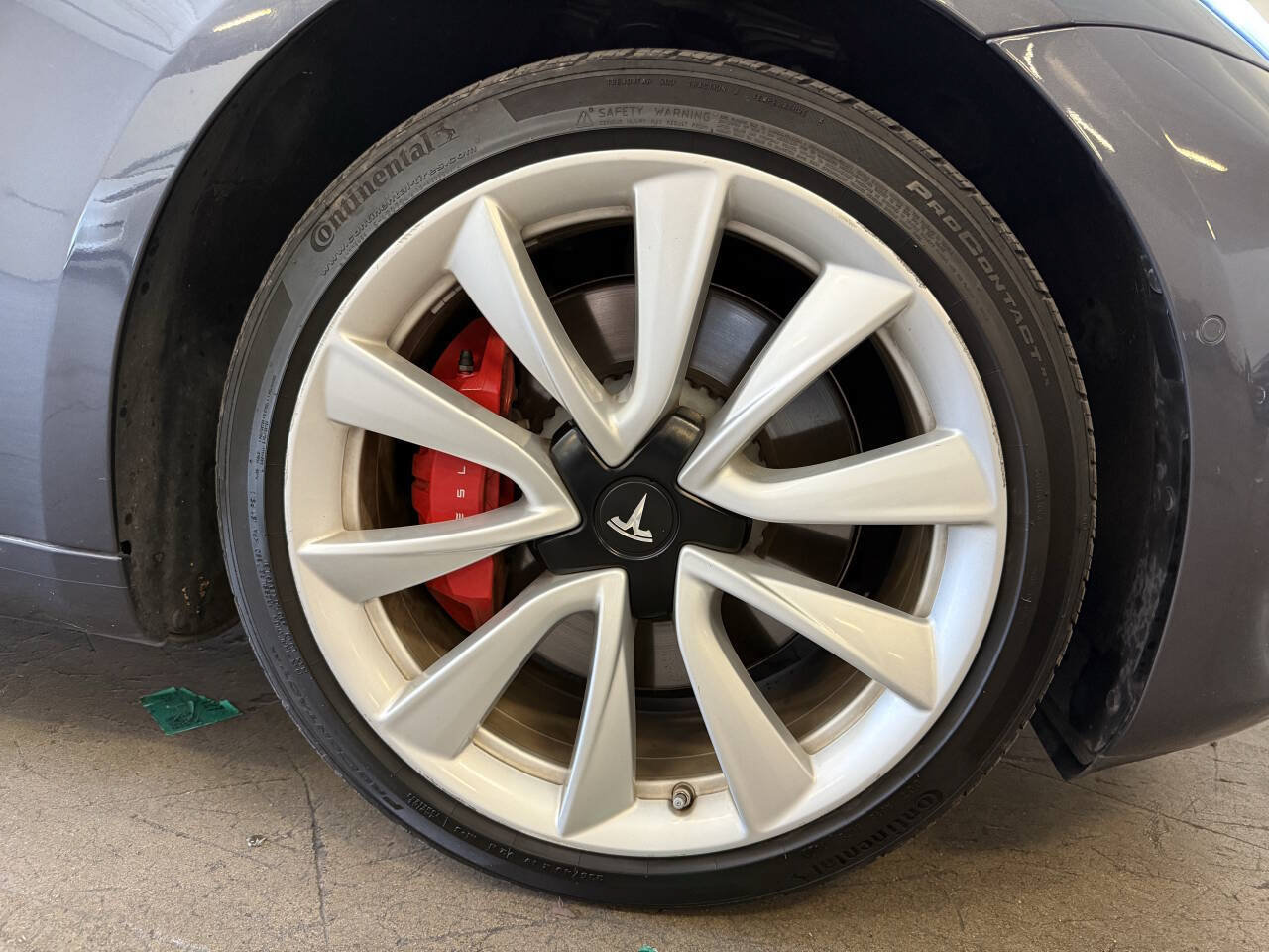 Used 2018 Tesla Model 3 Performance AWD/4WD image 27