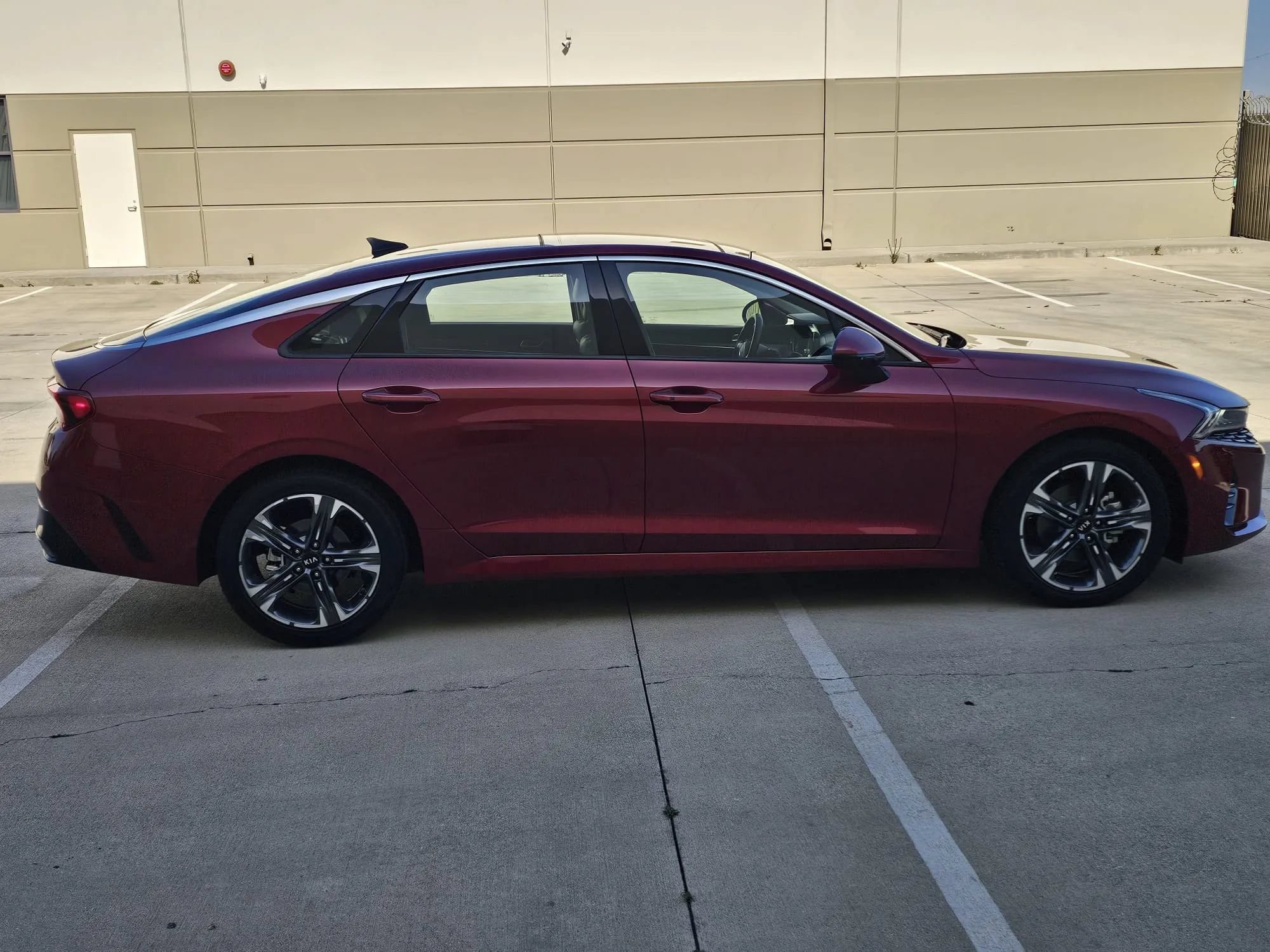 Used 2021 Kia K5 EX FWD image 5
