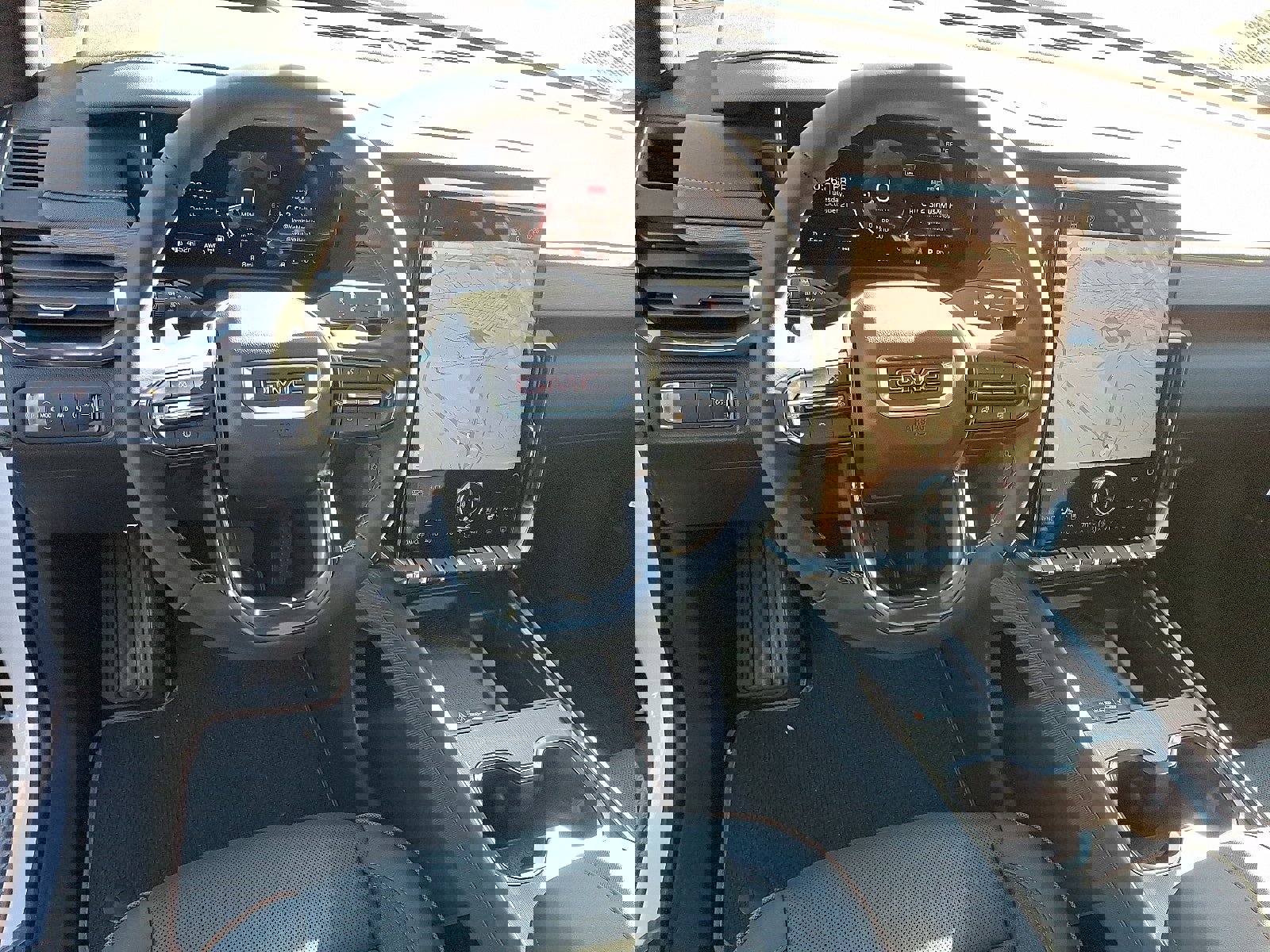 New 2026 GMC Acadia AT4 w/ Luxury Package image 7