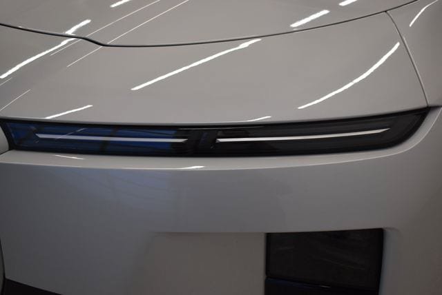 New 2027 BMW 740i xDrive w/ M Sport Package AWD/4WD image 15