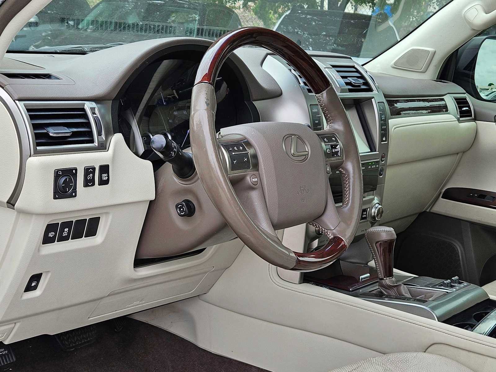 Used 2019 Lexus GX 460 Premium w/ Premium Package AWD/4WD video 2
