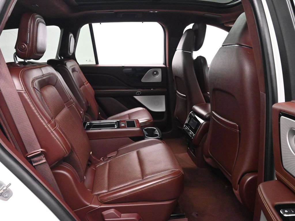 Used 2020 Lincoln Aviator Black Label w/ Dynamic Handling Package AWD/4WD image 23