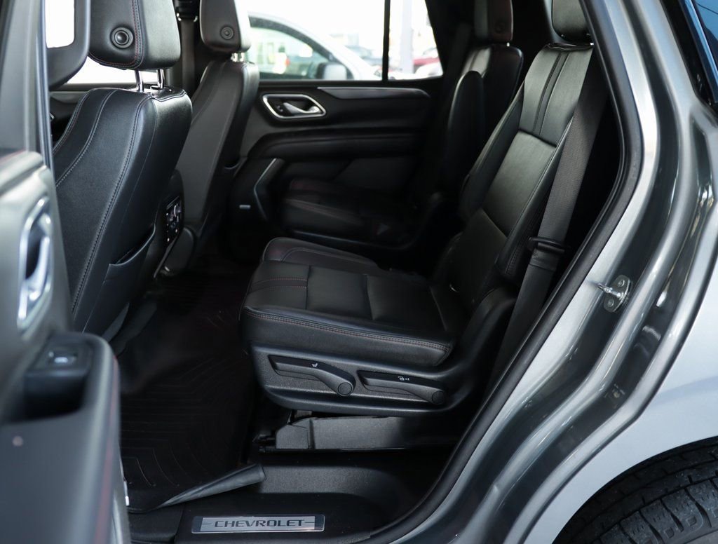 Used 2021 Chevrolet Tahoe RST w/ Luxury Package AWD/4WD image 29