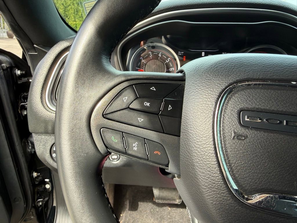Used 2018 Dodge Challenger SXT image 17