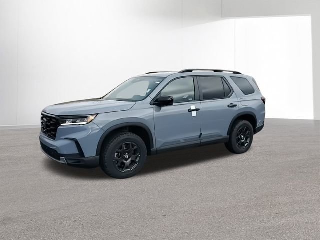 New 2025 Honda Pilot TrailSport image 4