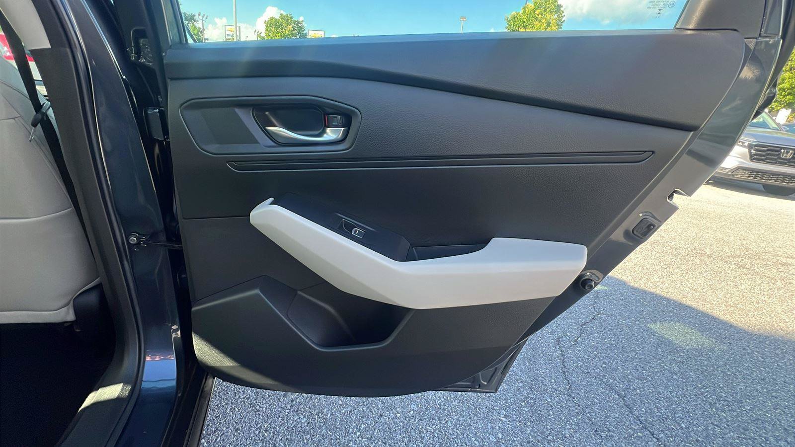 Used 2025 Honda Accord SE image 14