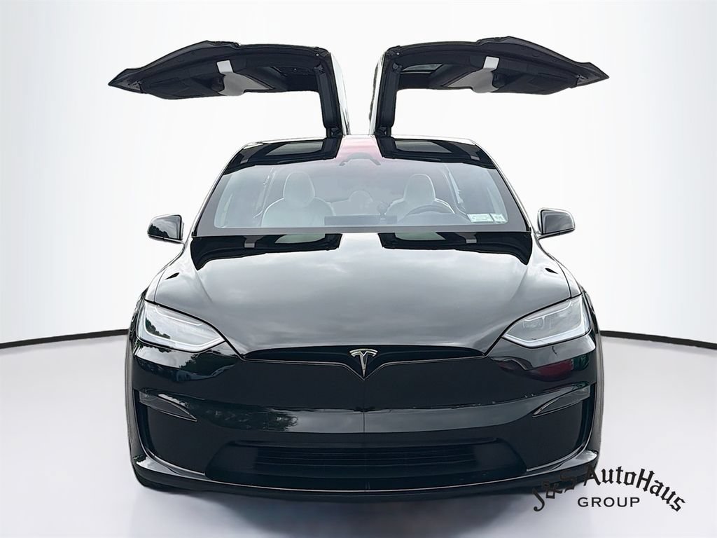 Used 2024 Tesla Model X AWD/4WD image 2