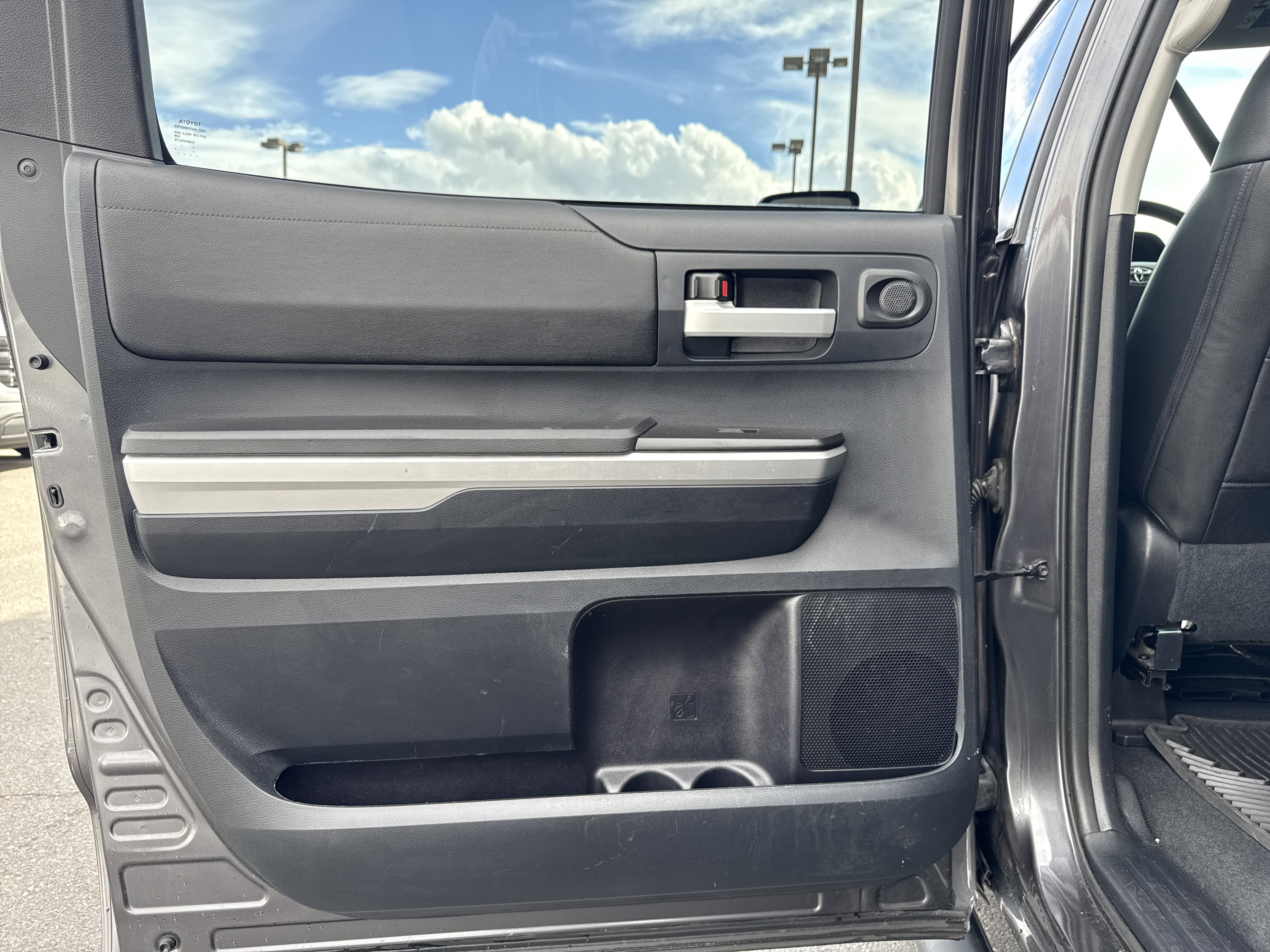 Used 2016 Toyota Tundra SR5 image 20