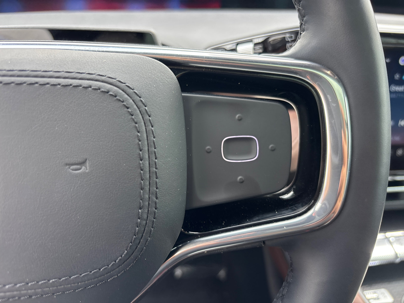 New 2026 Lincoln Nautilus Reserve AWD/4WD image 18