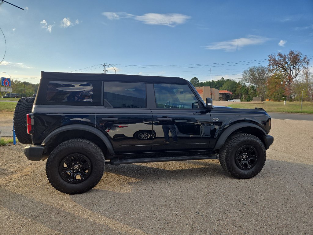 Used 2022 Ford Bronco Wildtrak image 4