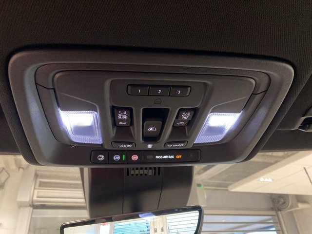 New 2026 Chevrolet Silverado 2500 ZR2 image 17