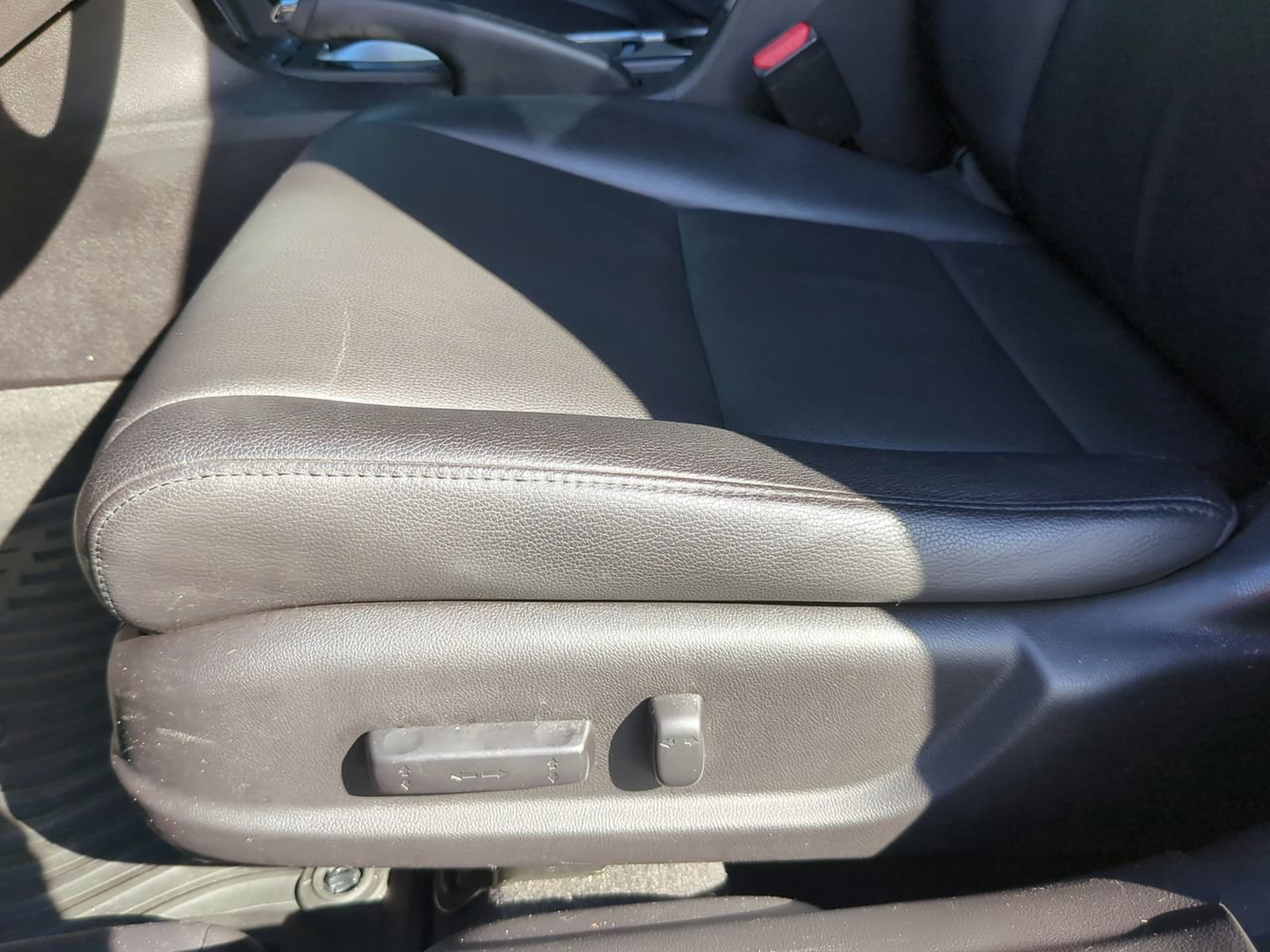 Used 2016 Acura ILX FWD image 15