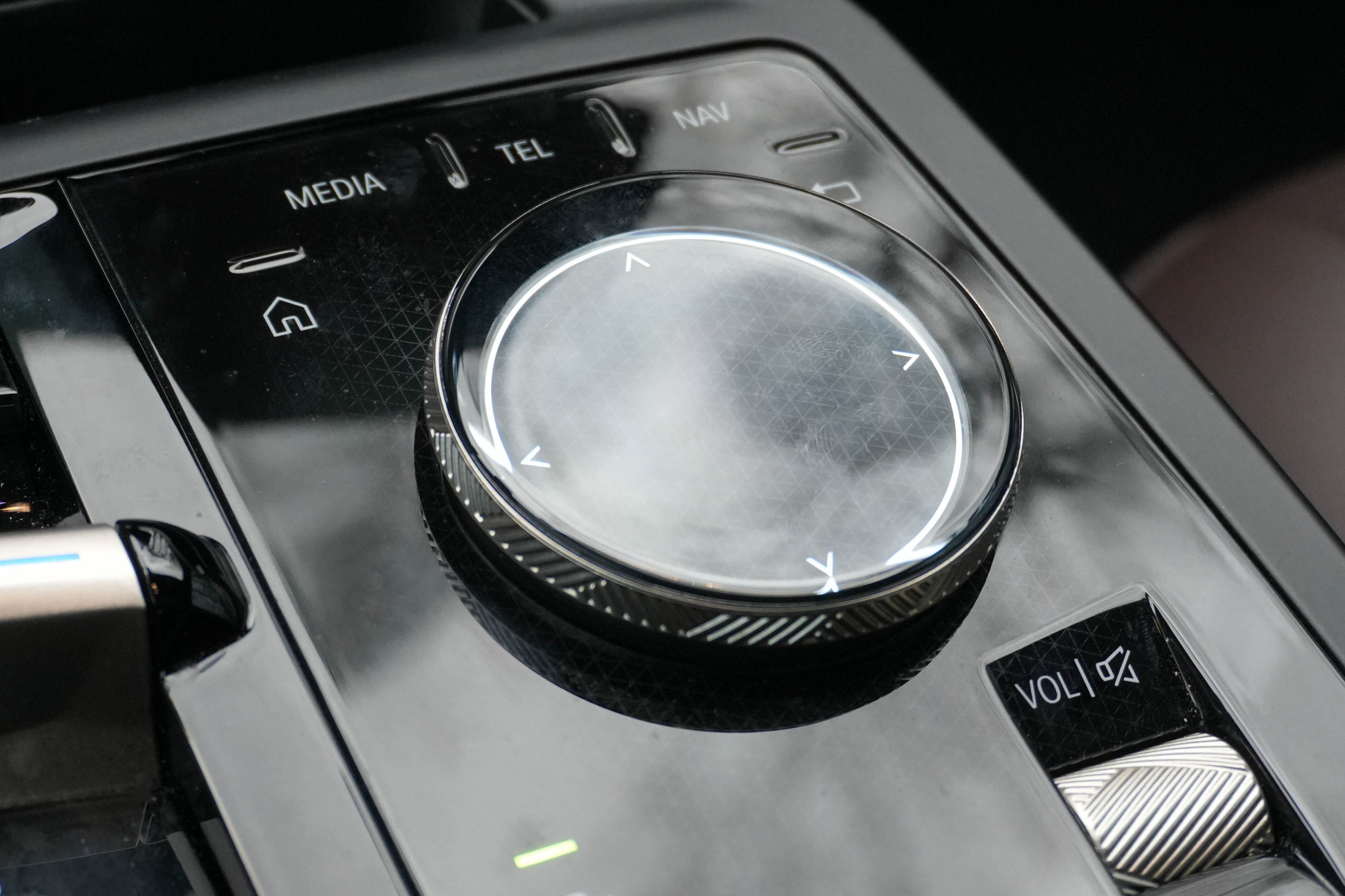 Certified 2023 BMW iX xDrive50 w/ Sport Package image 27