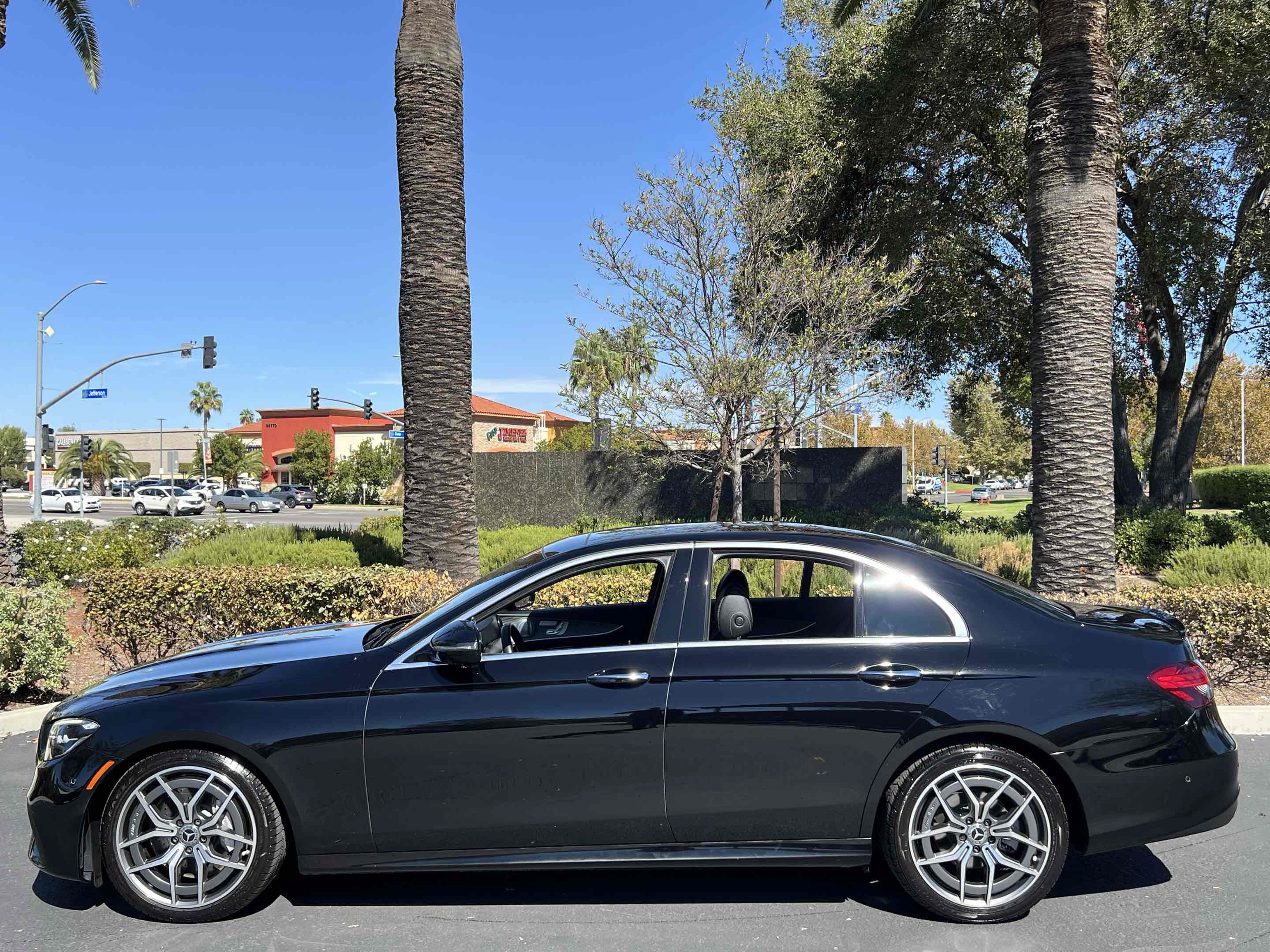 Used 2021 Mercedes-Benz E 350 Sedan image 22