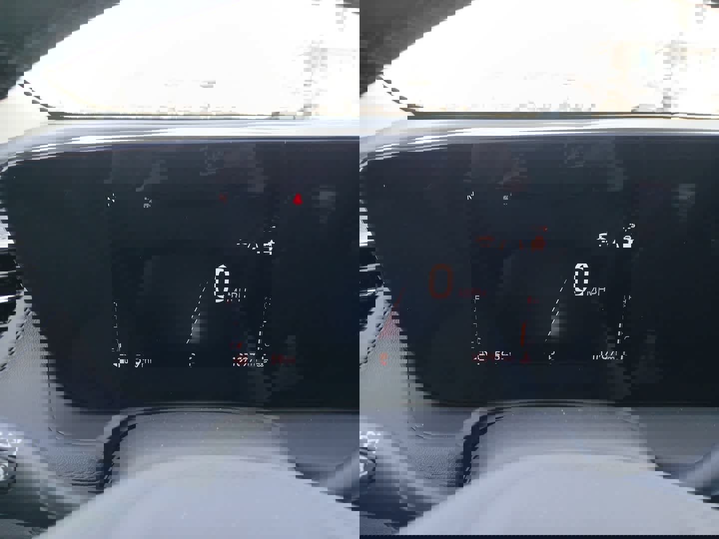 Used 2024 Buick Encore GX Sport Touring w/ Comfort Package image 19