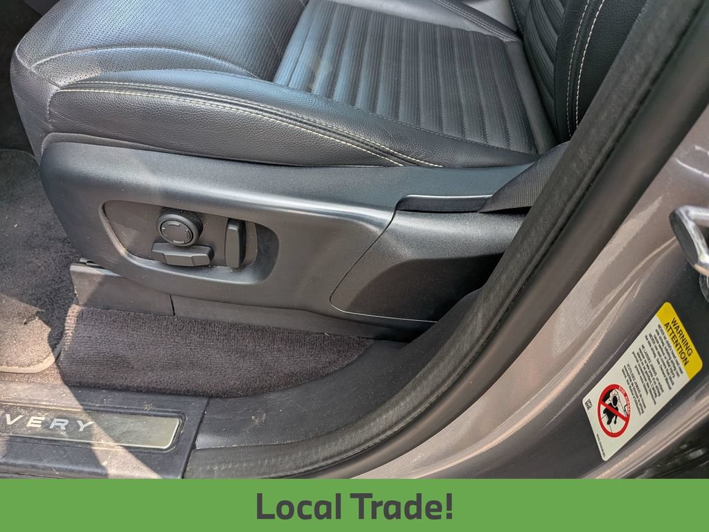 Used 2021 Land Rover Discovery S AWD/4WD image 18