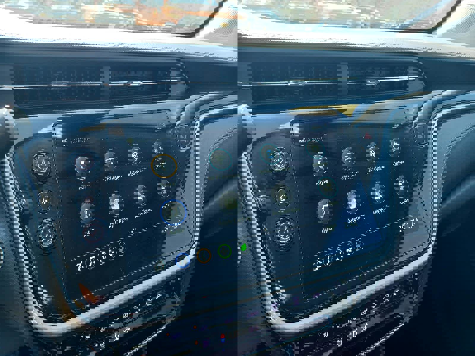 Used 2023 Chevrolet Bolt EUV LT image 11