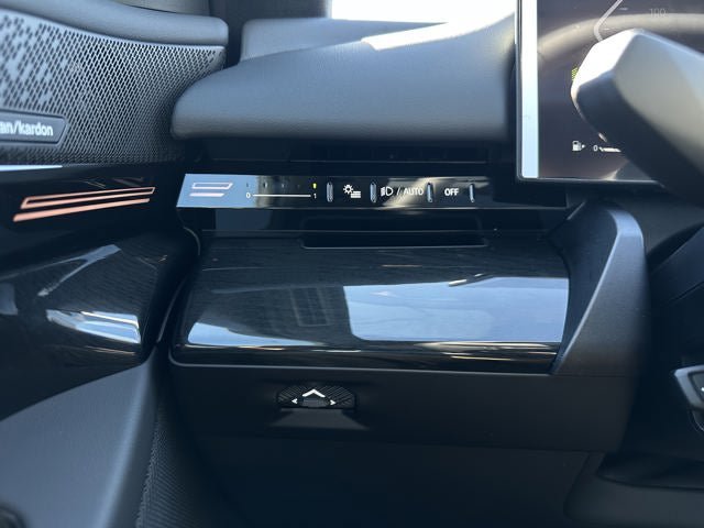 New 2026 BMW 530i w/ Premium Package RWD image 57