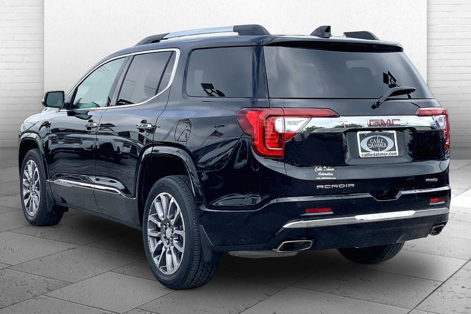 Used 2023 GMC Acadia Denali w/ Trailering Package AWD/4WD image 11