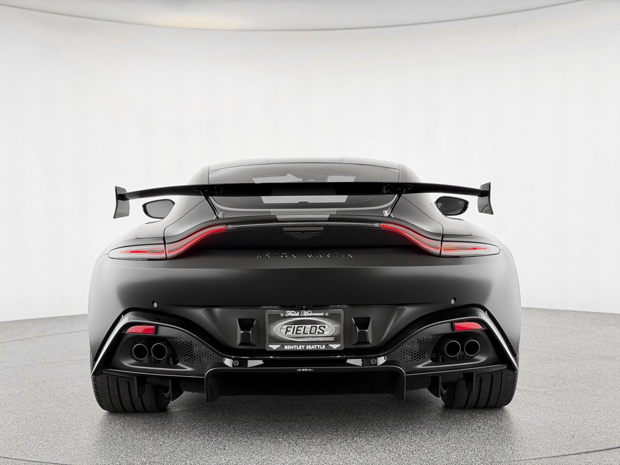 Used 2022 Aston Martin V8 Vantage Coupe image 5