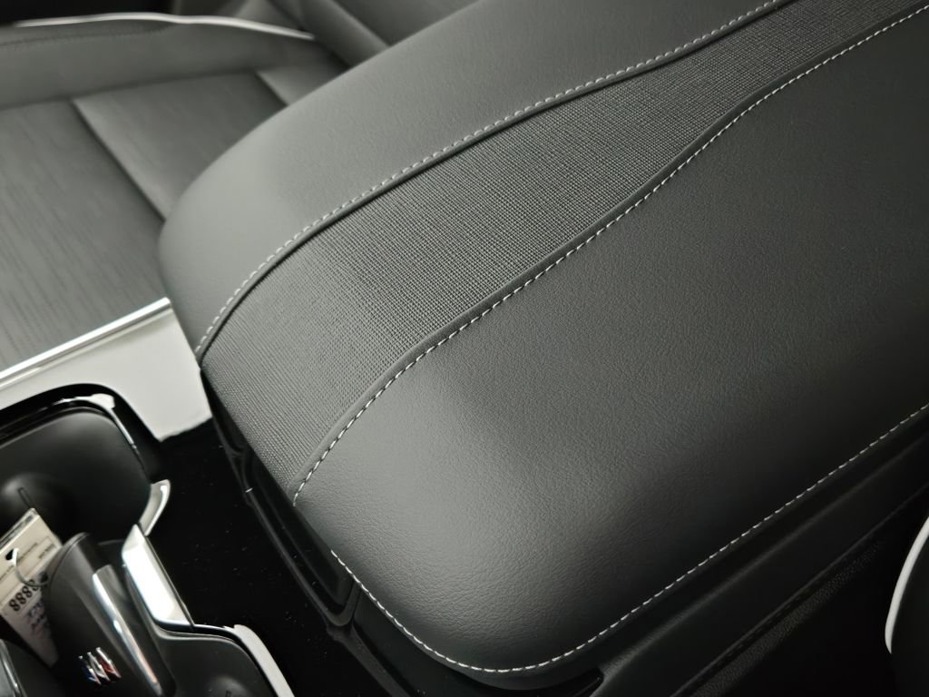 New 2026 Buick Enclave Sport Touring w/ Power Package image 32