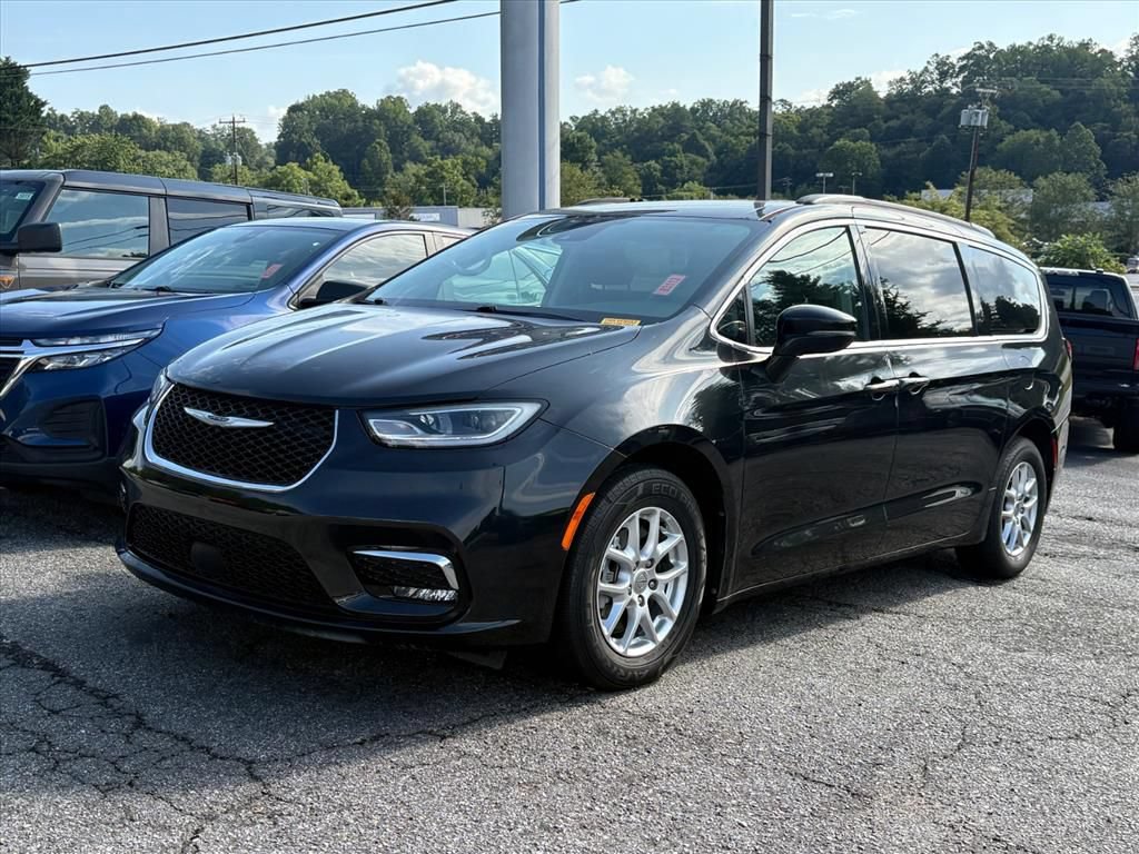 Used 2022 Chrysler Pacifica Touring-L FWD video 1