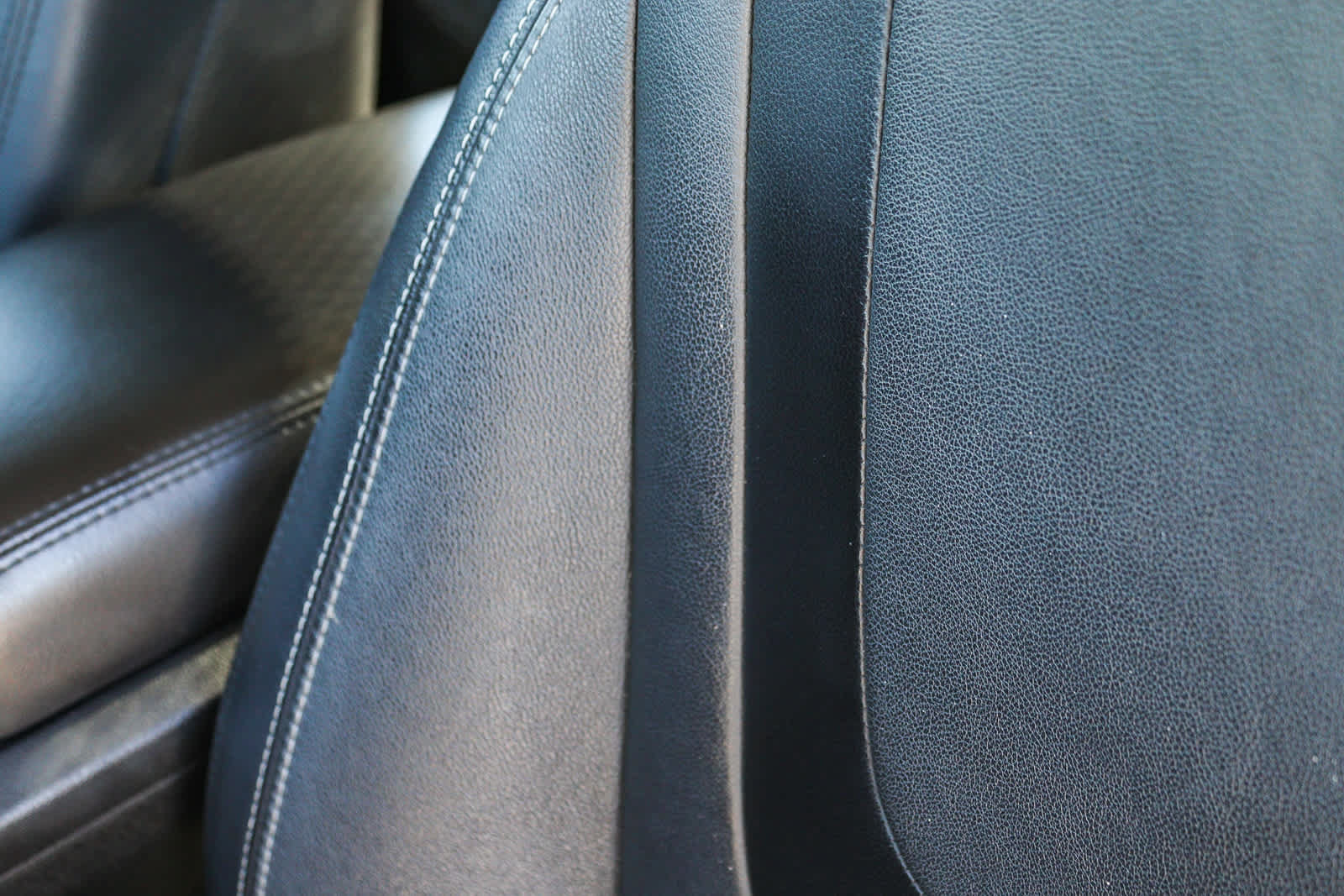 Used 2013 Chevrolet Volt Premium w/ Premium Trim Package FWD image 27
