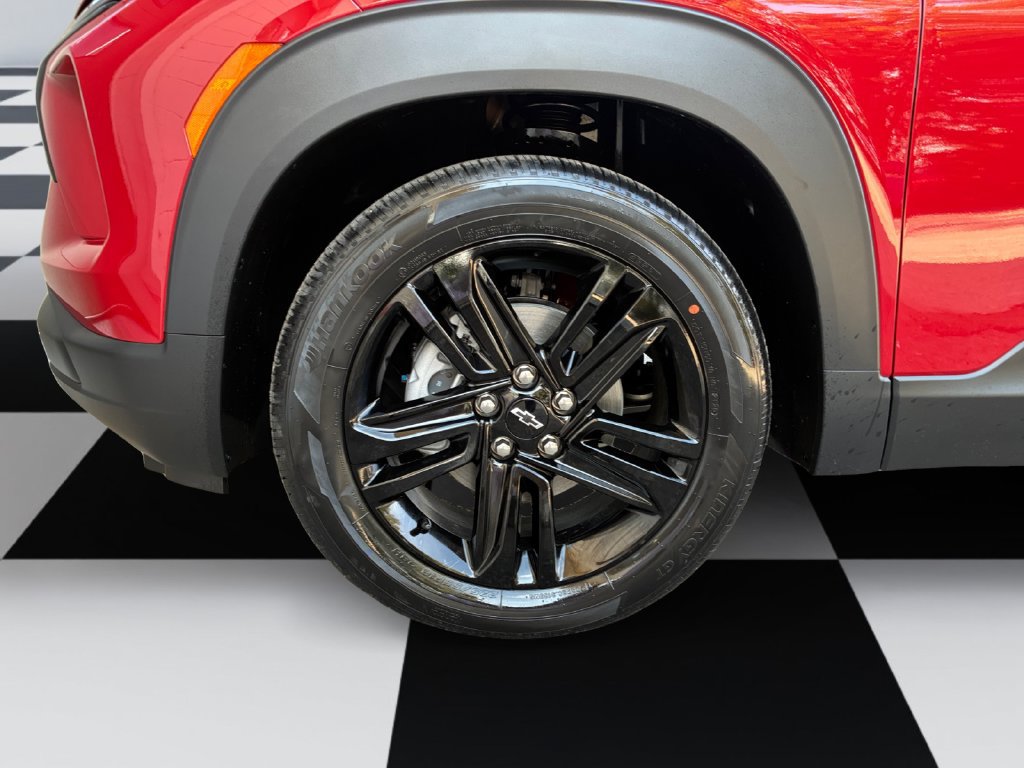 New 2026 Chevrolet TrailBlazer LT w/ Convenience Package FWD image 14