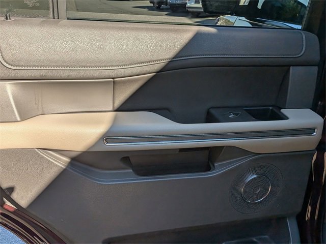 Used 2021 Ford Expedition XLT image 25
