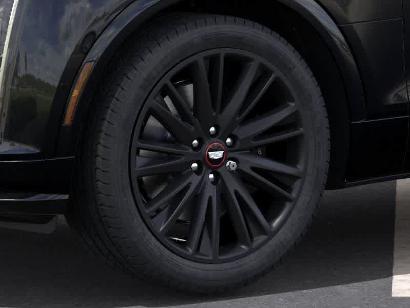 New 2026 Cadillac Lyriq V w/ LPO, Floor Liner Package AWD/4WD image 9