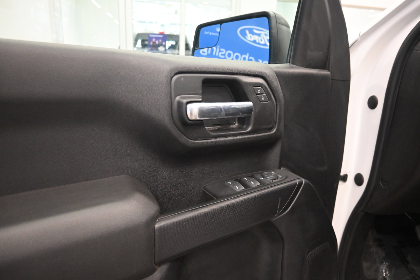 Used 2022 Chevrolet Silverado 1500 Custom image 19