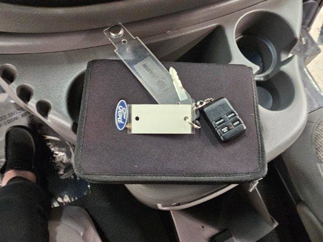 Used 2000 Ford E-150 and Econoline 150 Wagon image 17