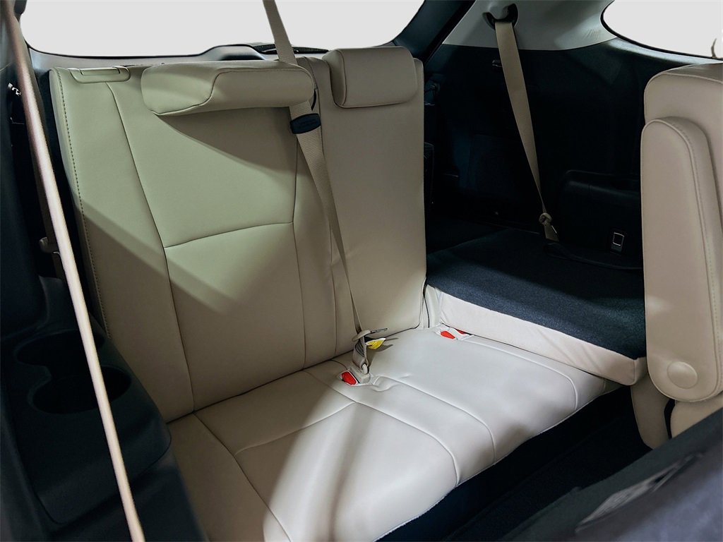 New 2025 Toyota Highlander Limited image 25